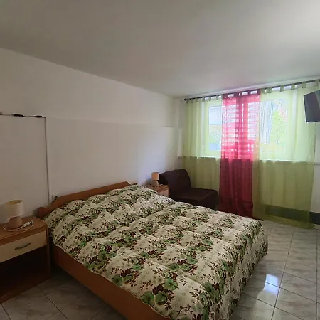 Mirjana Apartman Banjol